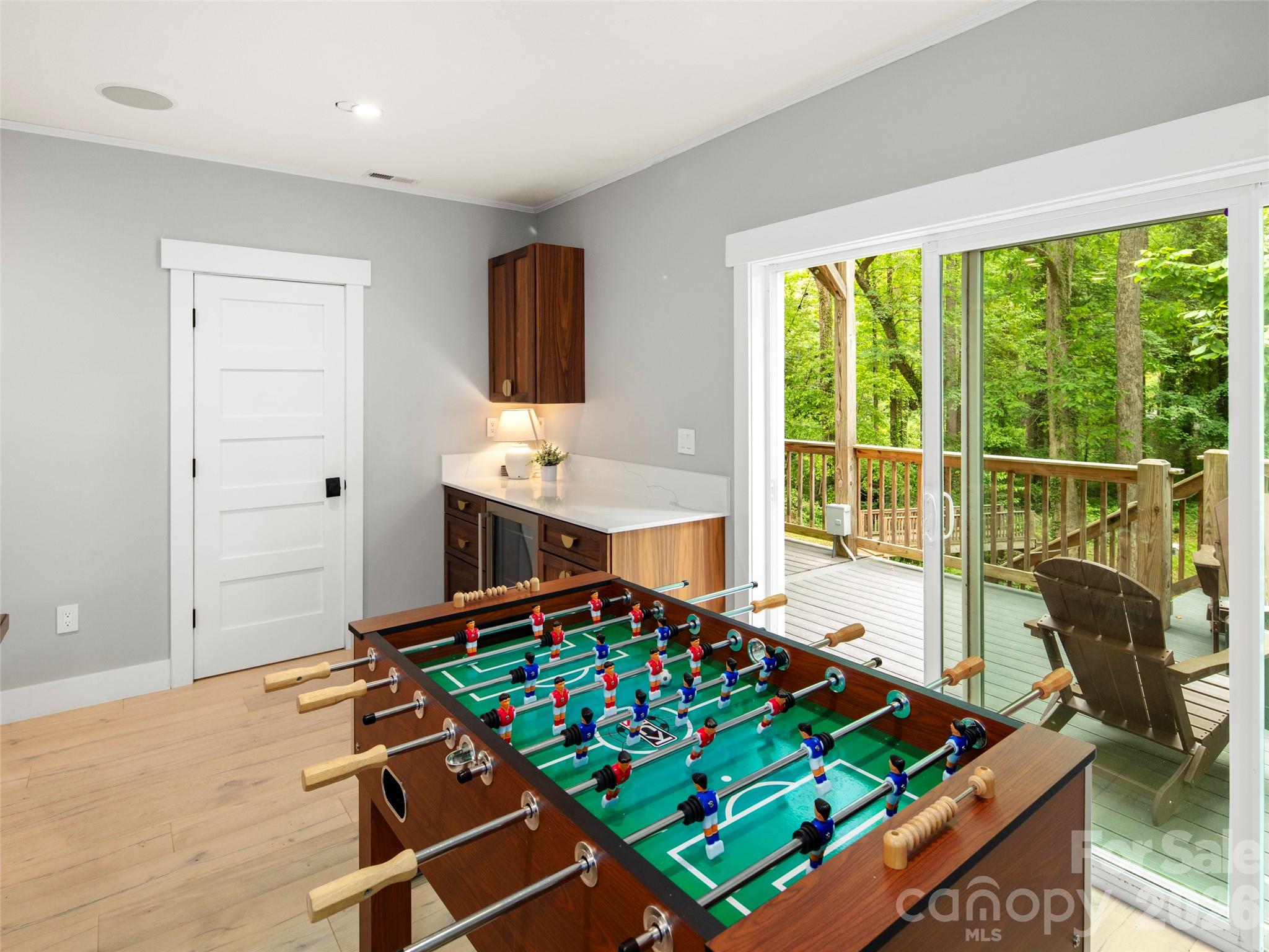 1130 New Castle Court Asheville NC 28803