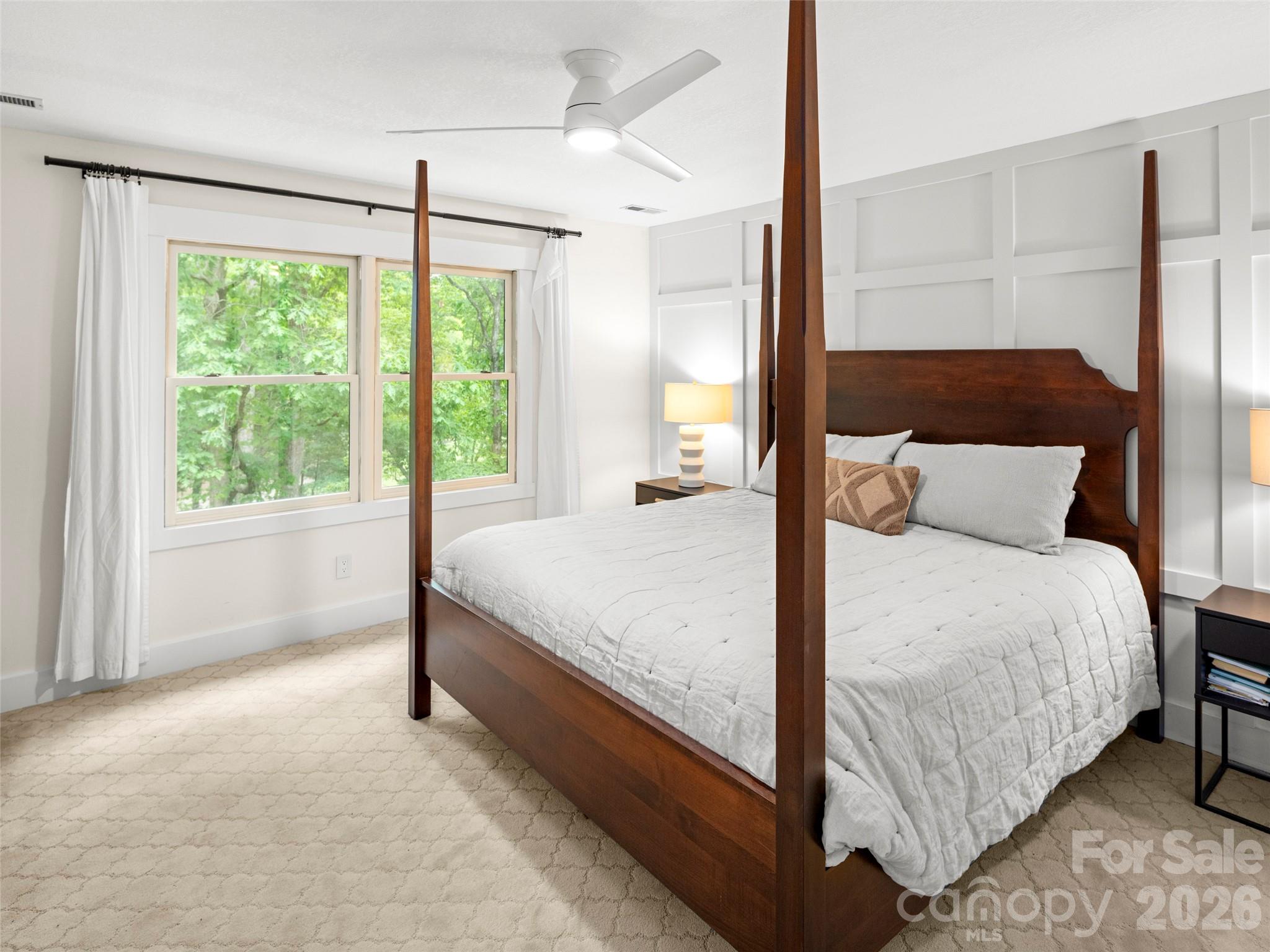 1130 New Castle Court Asheville NC 28803