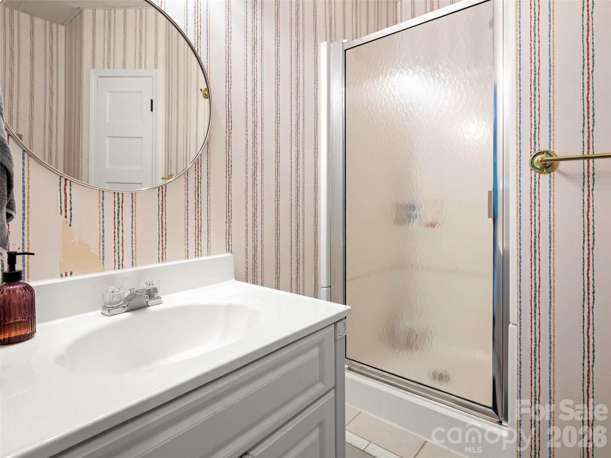 1130 New Castle Court Asheville NC 28803