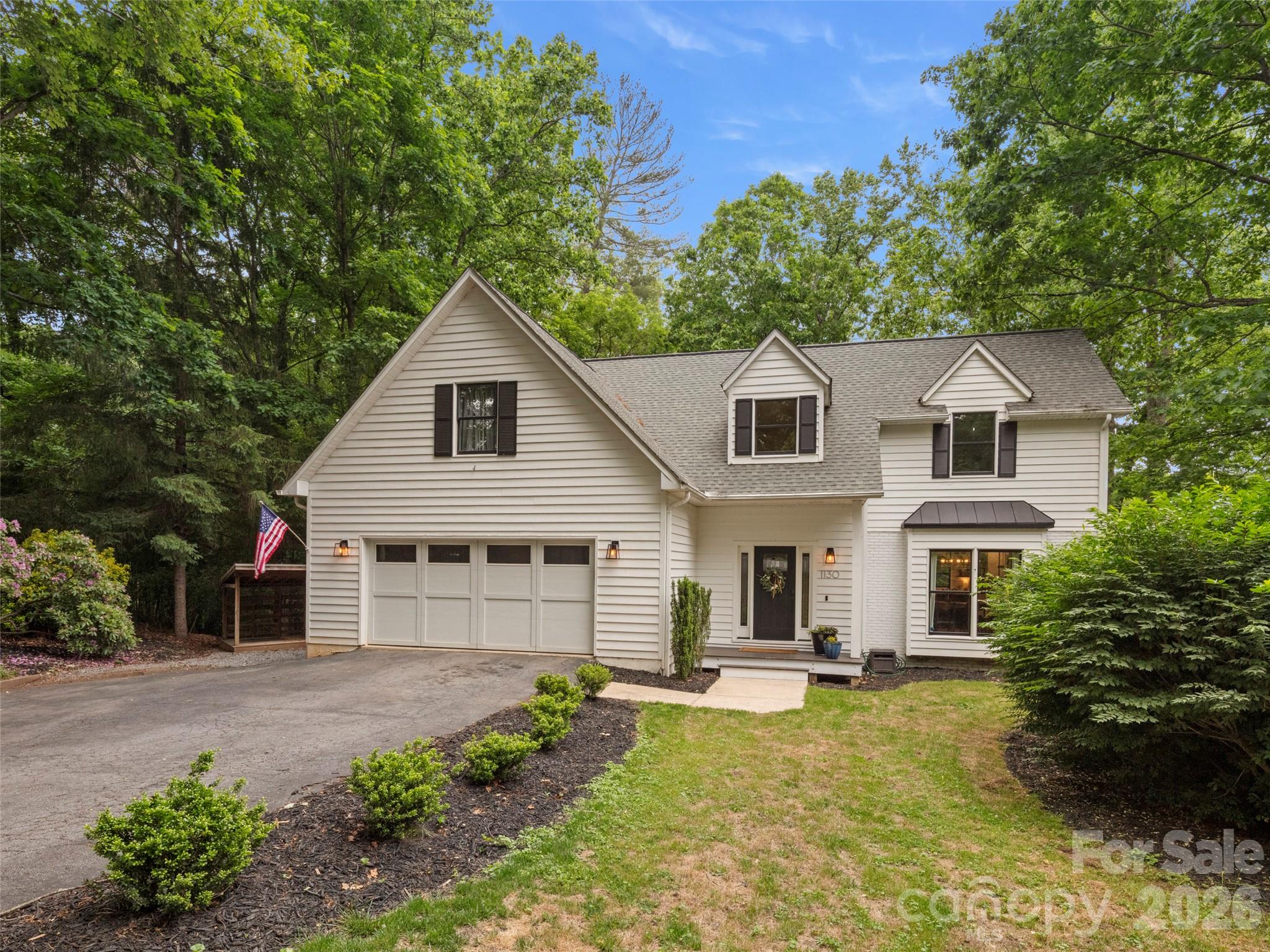 1130 New Castle Court Asheville NC 28803
