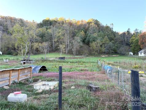 718 Bald Mountain Road Burnsville NC 28714