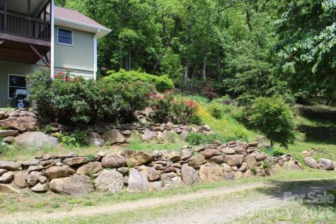 337 Roberson School Road Moravian Falls NC 28654