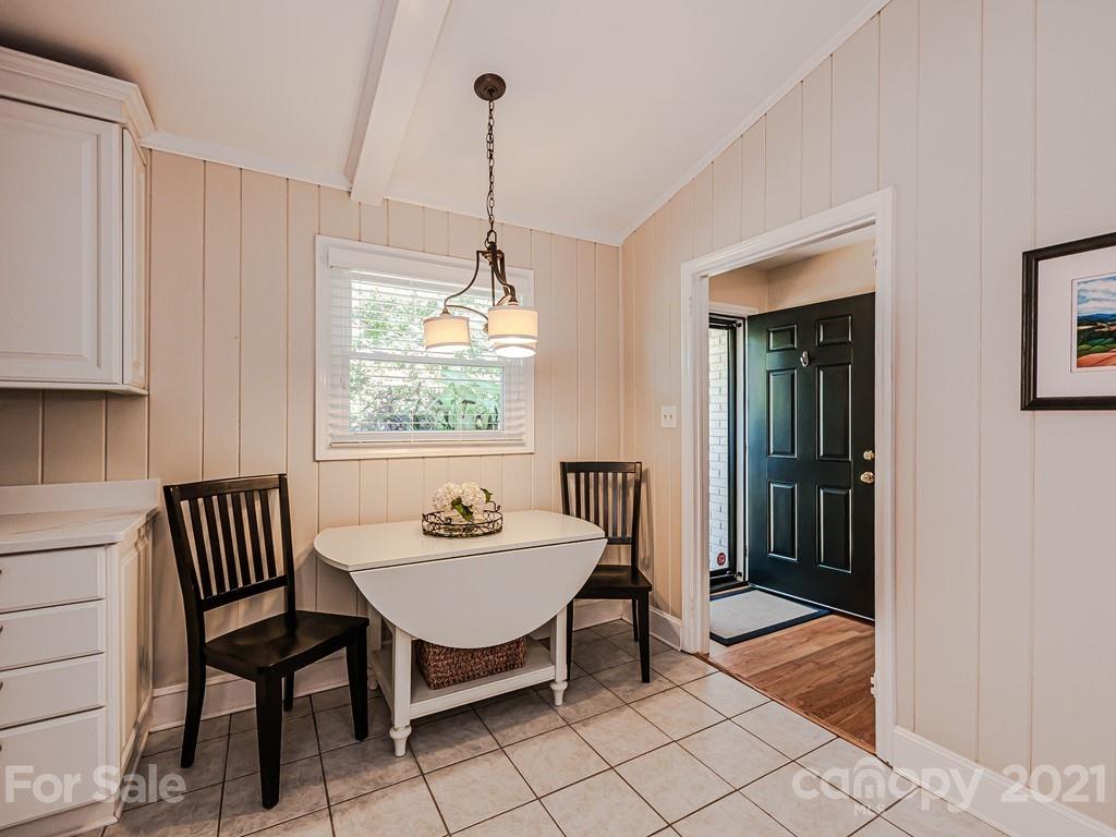 1826 Wensley Drive Charlotte NC 28210