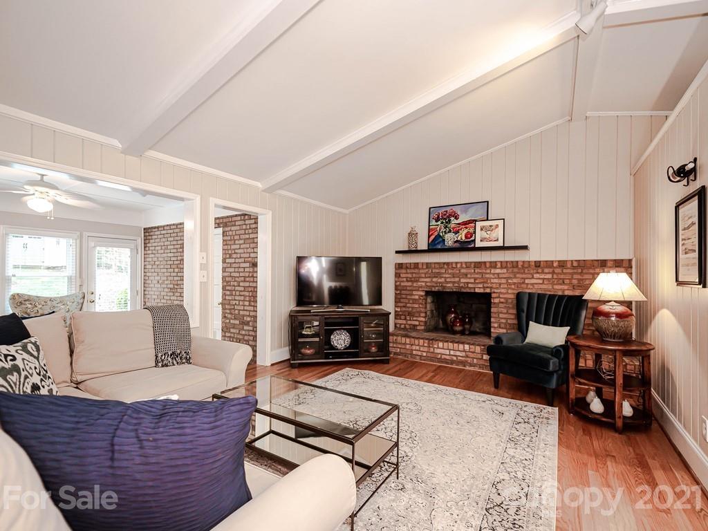 1826 Wensley Drive Charlotte NC 28210