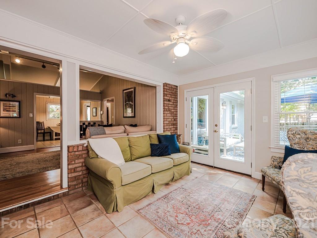 1826 Wensley Drive Charlotte NC 28210