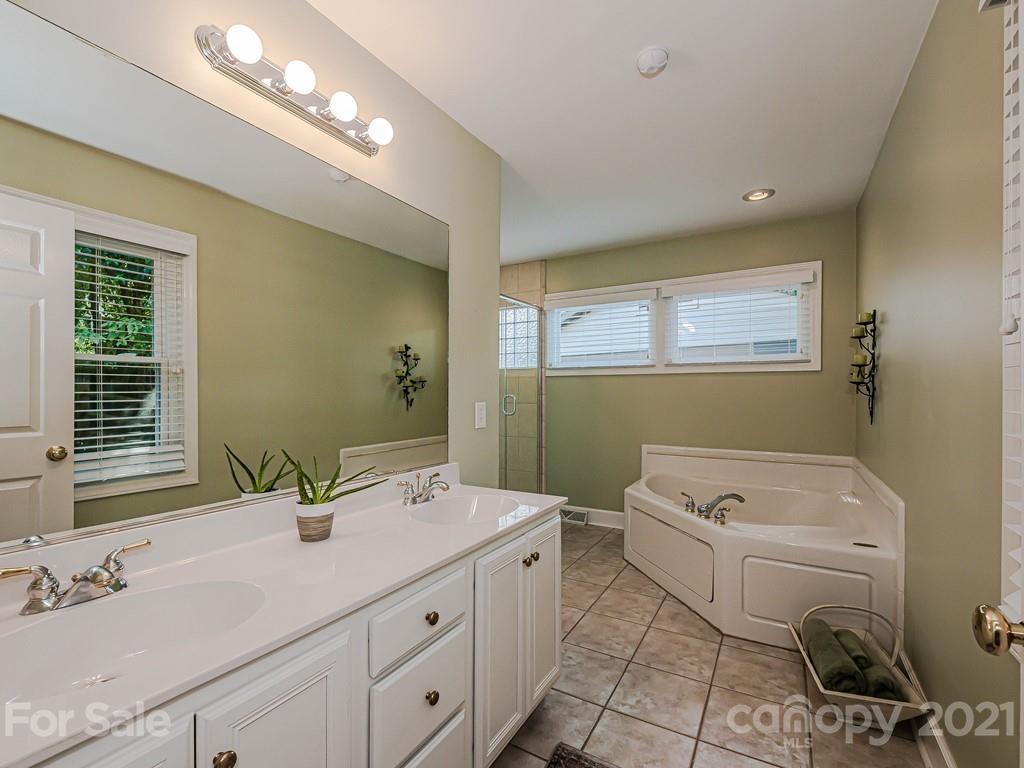1826 Wensley Drive Charlotte NC 28210
