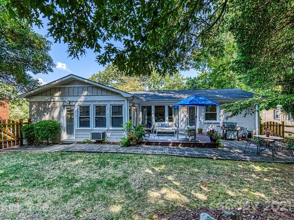 1826 Wensley Drive Charlotte NC 28210