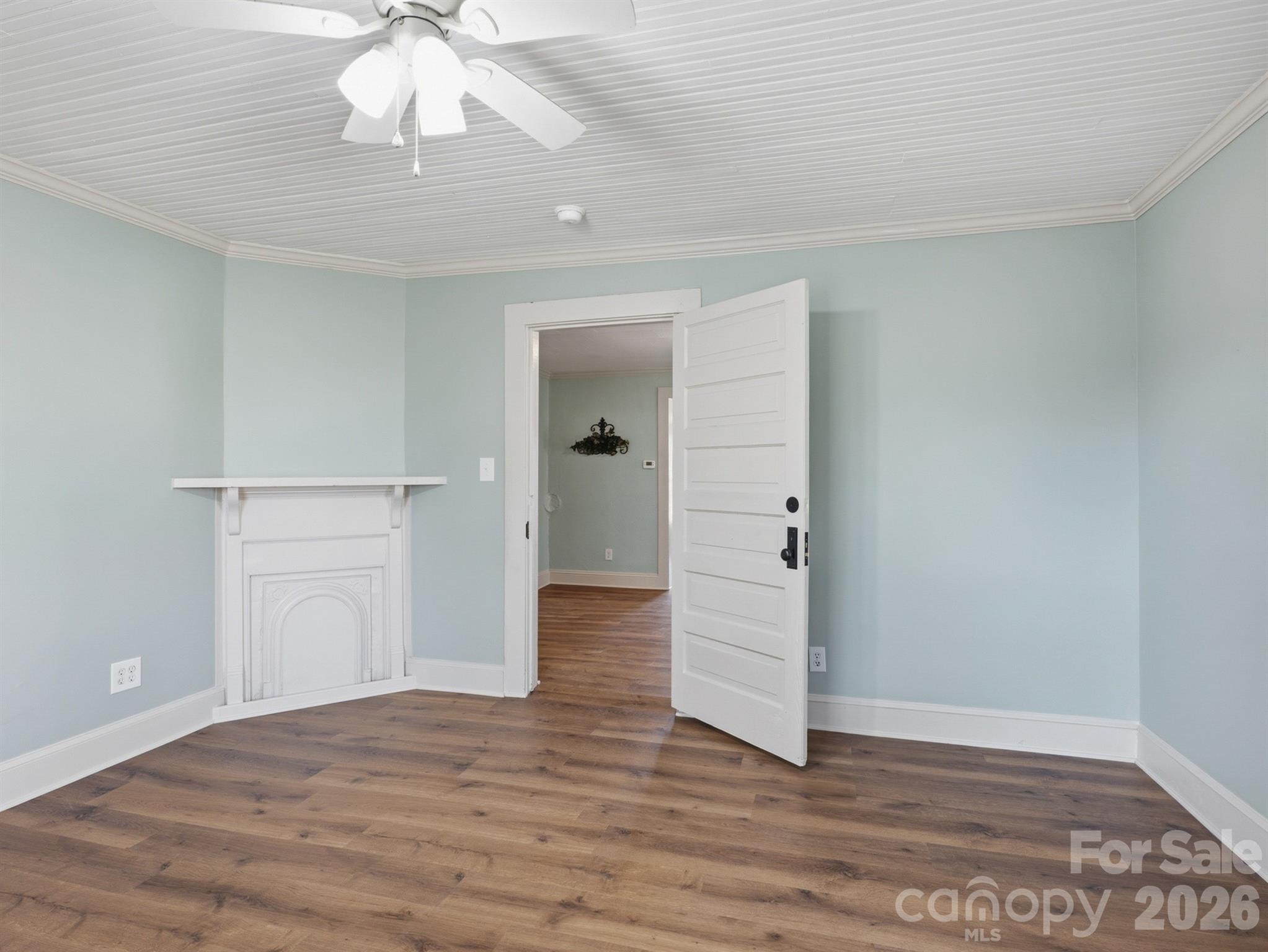 61 27th Street NW Hickory NC 28601