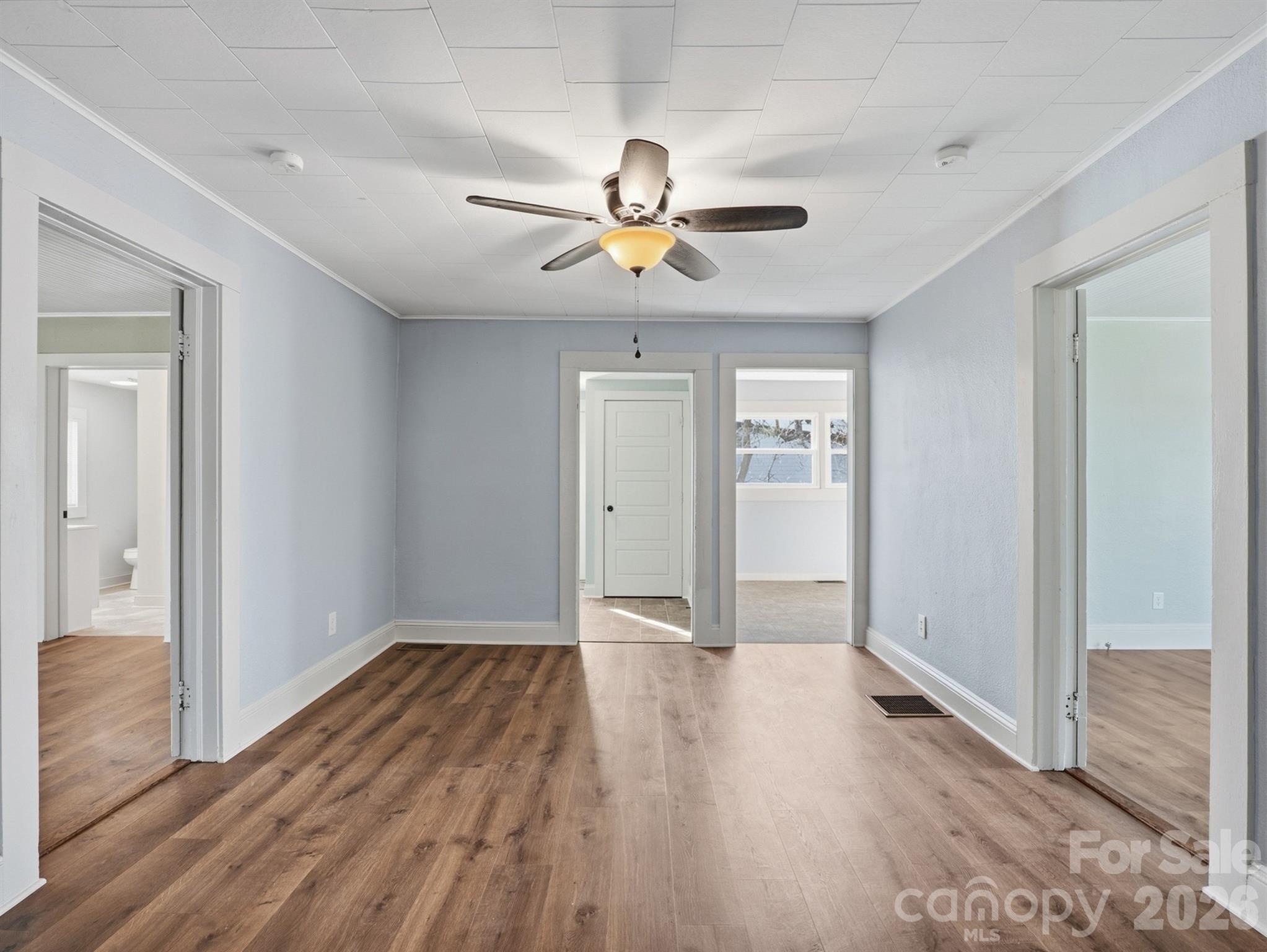 61 27th Street NW Hickory NC 28601