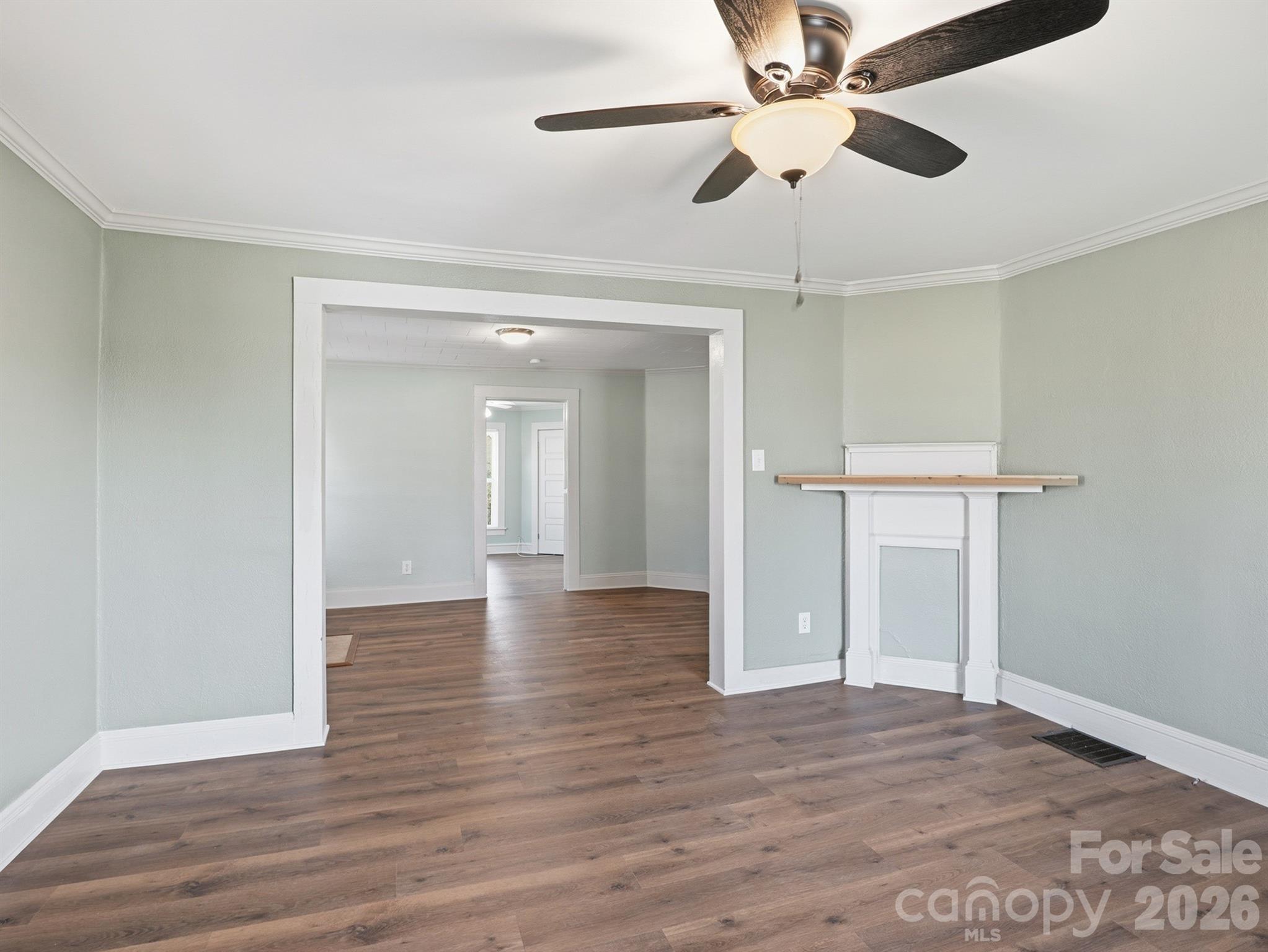 61 27th Street NW Hickory NC 28601