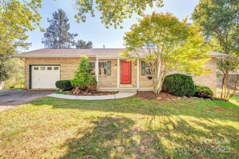 9 Guinevere Court Asheville NC 28806