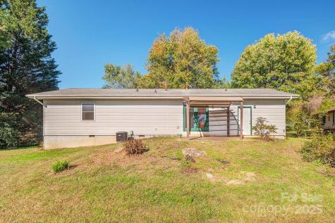 9 Guinevere Court Asheville NC 28806