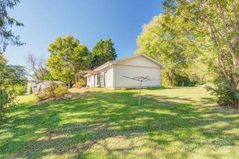 9 Guinevere Court Asheville NC 28806