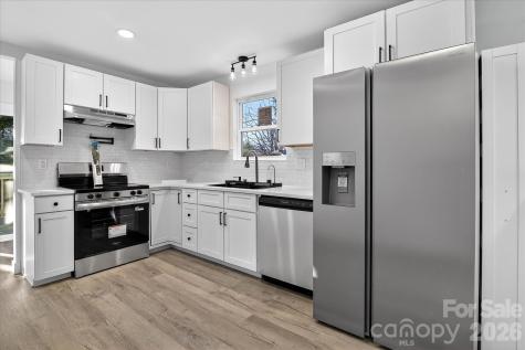 817 Mable Avenue Kannapolis NC 28083