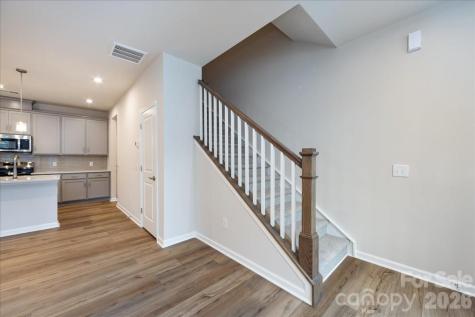 8430 Discovery Lane Charlotte NC 28216
