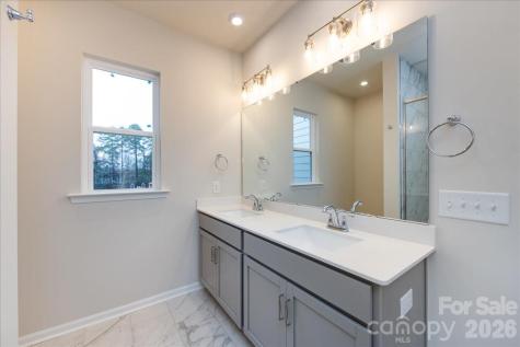 8430 Discovery Lane Charlotte NC 28216