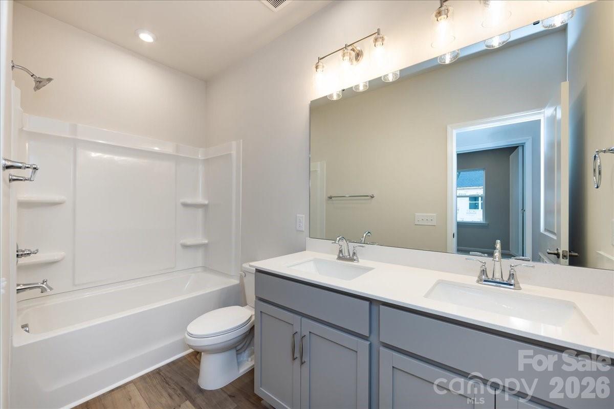 8430 Discovery Lane Charlotte NC 28216