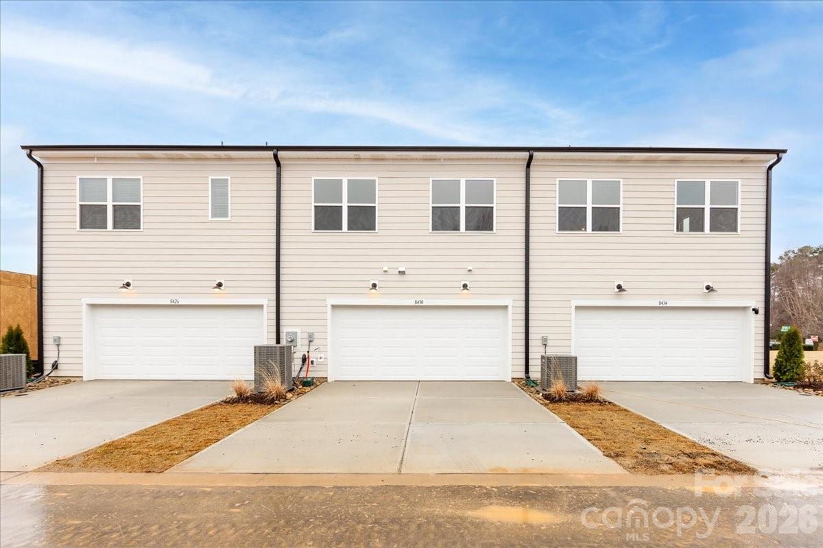 8430 Discovery Lane Charlotte NC 28216