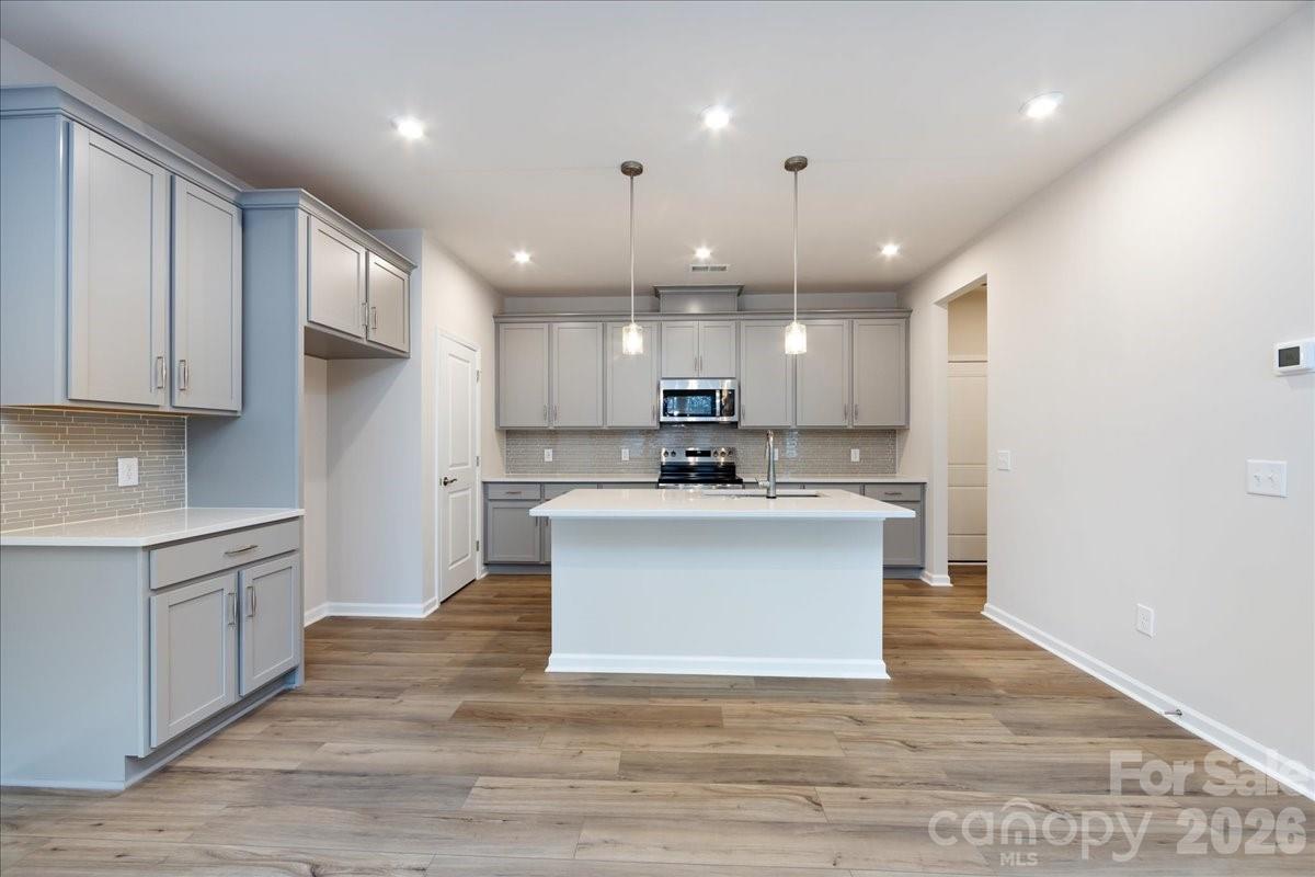 8430 Discovery Lane Charlotte NC 28216