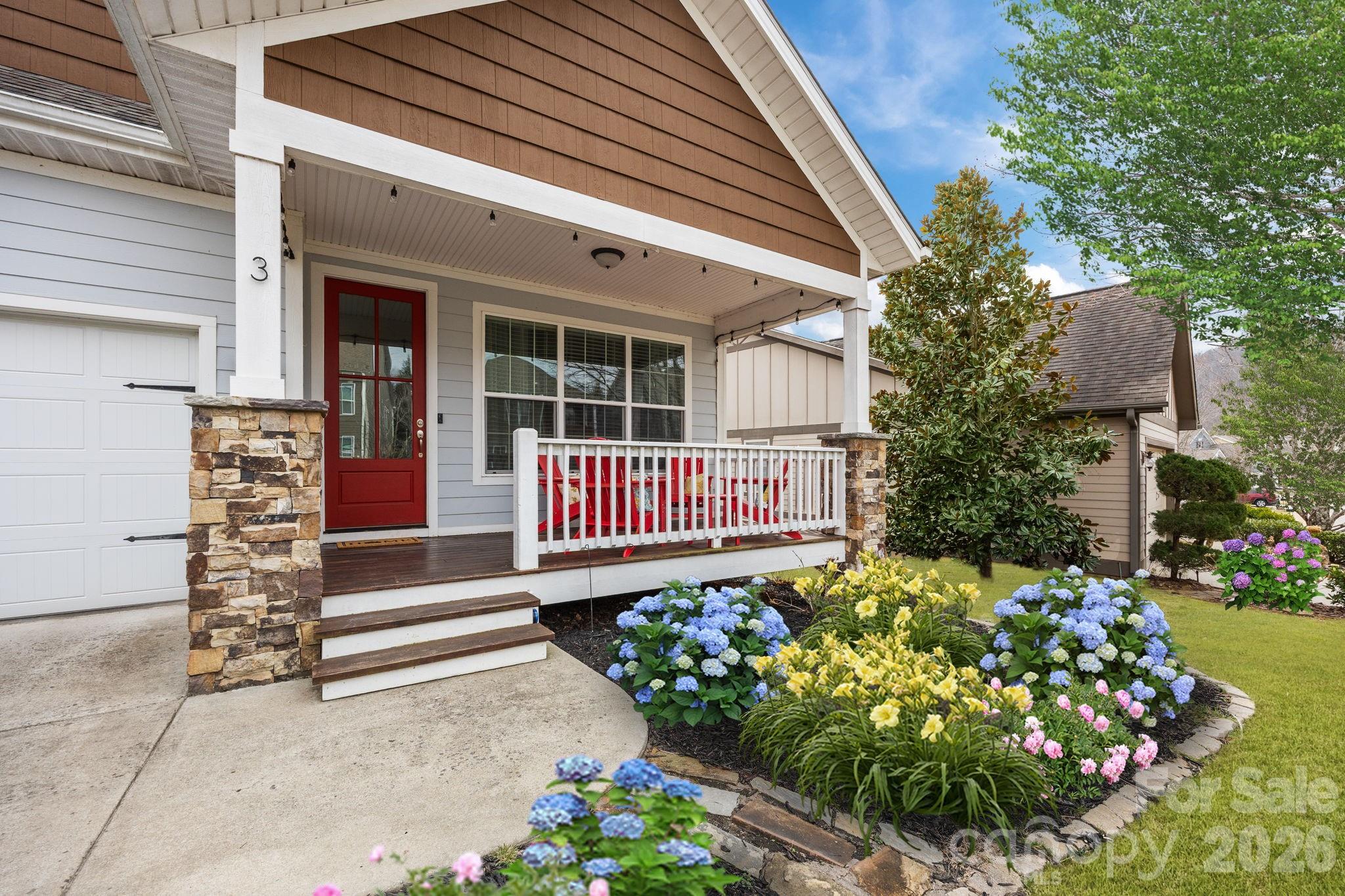 3 Dreambird Drive Leicester NC 28748