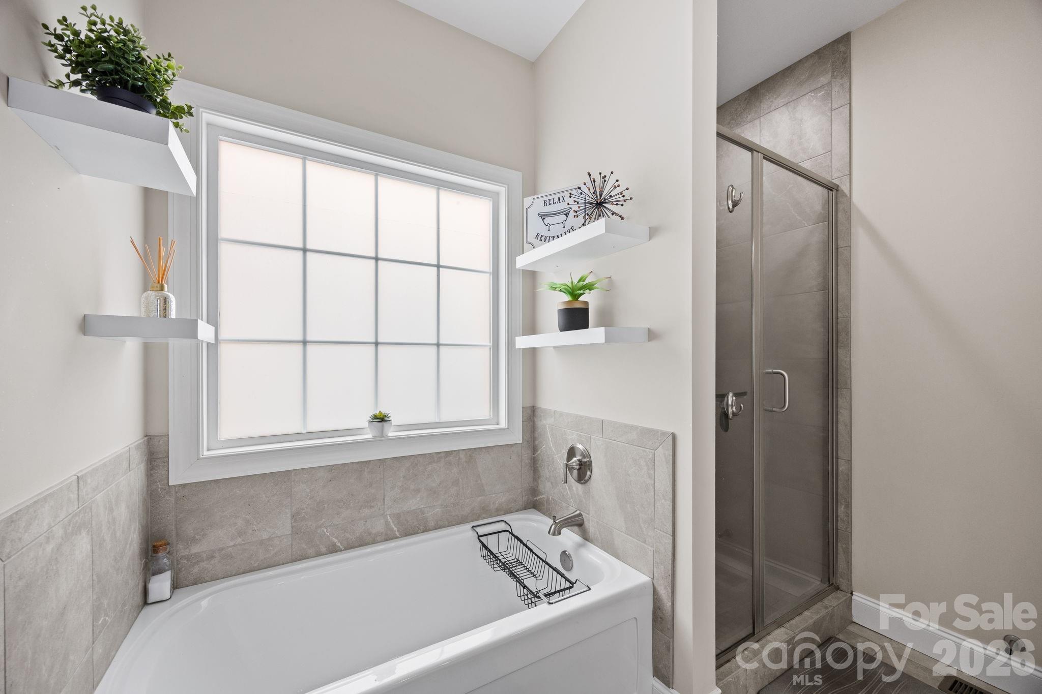 3 Dreambird Drive Leicester NC 28748
