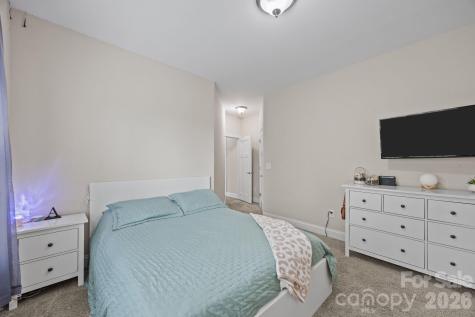 3 Dreambird Drive Leicester NC 28748