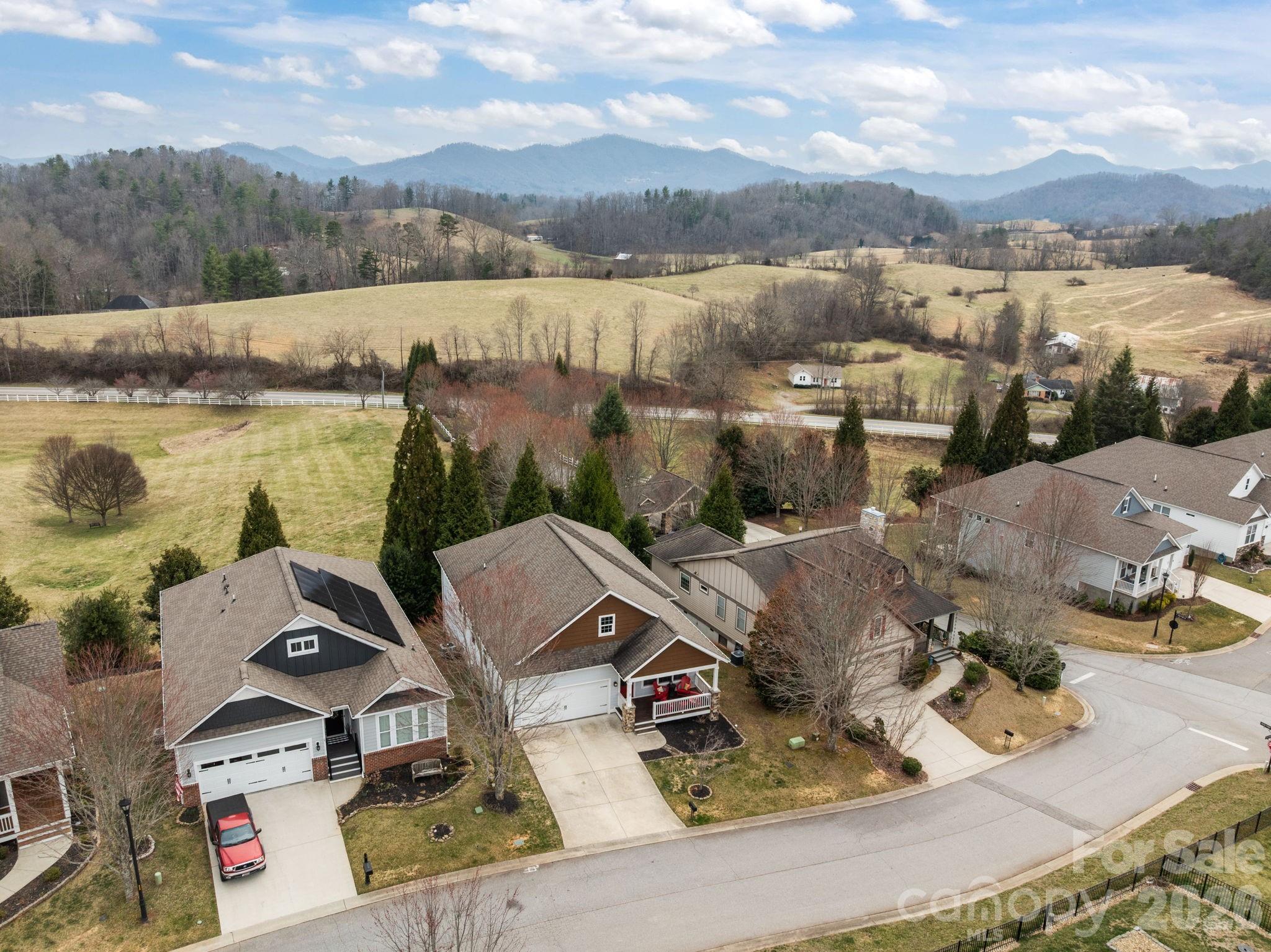 3 Dreambird Drive Leicester NC 28748