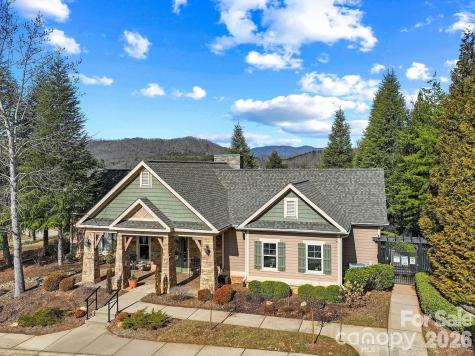 3 Dreambird Drive Leicester NC 28748