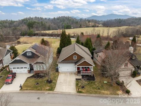 3 Dreambird Drive Leicester NC 28748