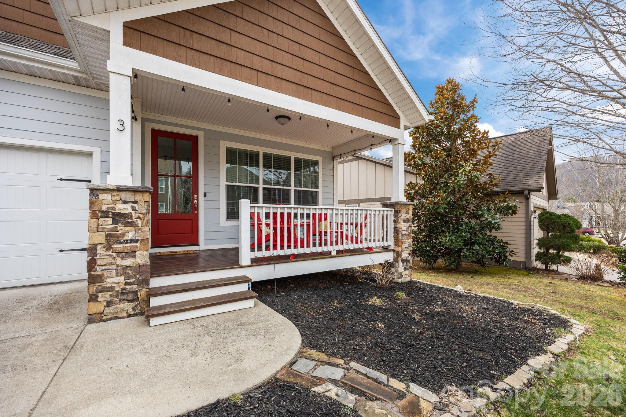 3 Dreambird Drive Leicester NC 28748