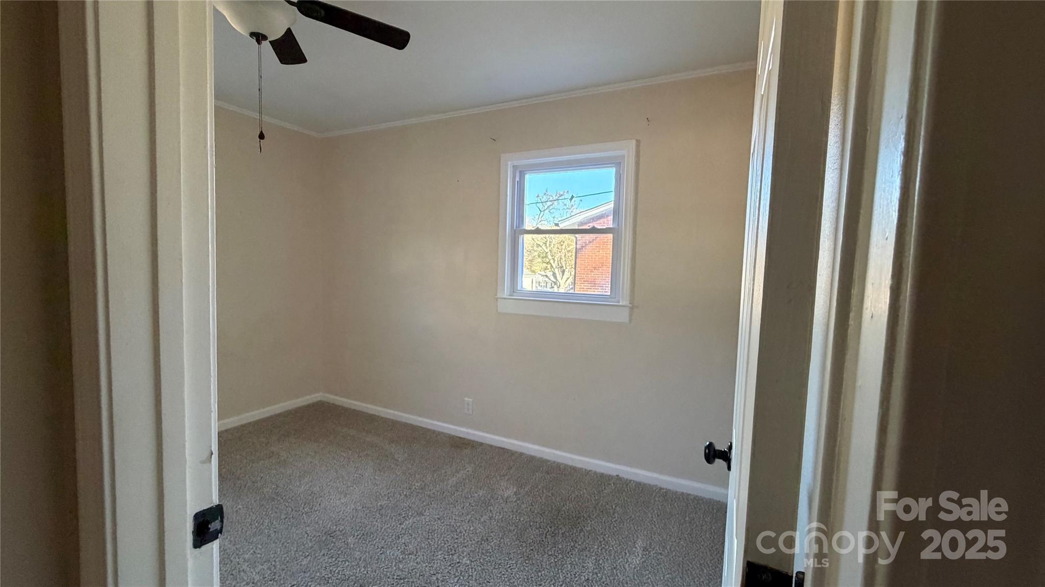 513 Holly Street Dallas NC 28034