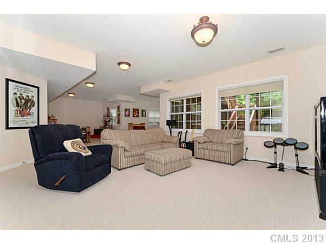8914 Magnolia Heights Court Charlotte NC 28270