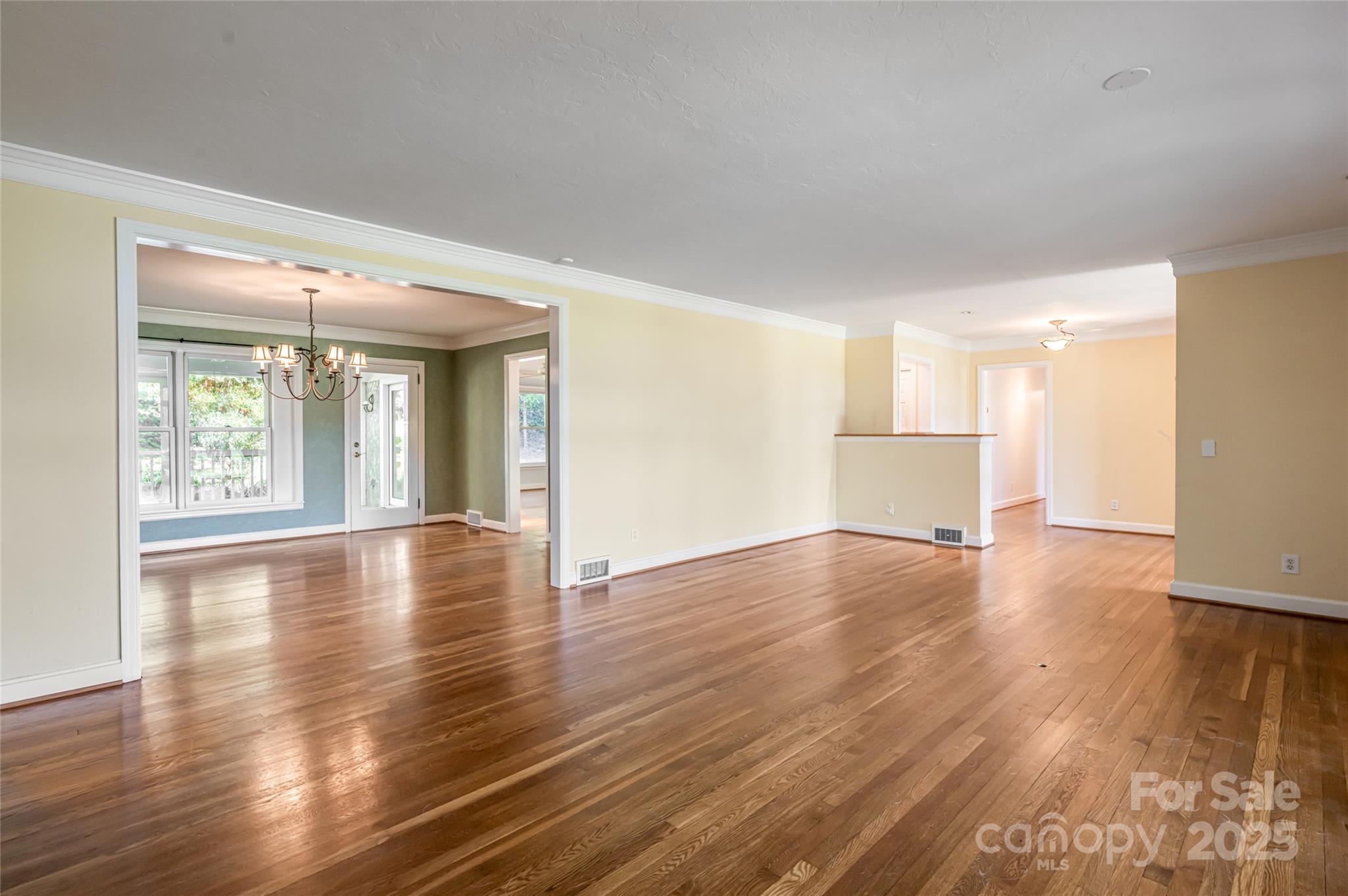 54 Fairway Road Asheville NC 28804