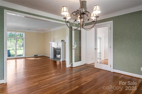 54 Fairway Road Asheville NC 28804