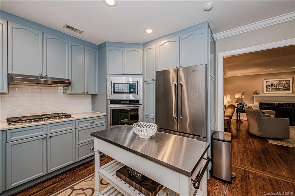 2309 Cumberland Avenue Charlotte NC 28203