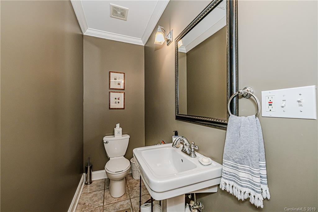 2309 Cumberland Avenue Charlotte NC 28203