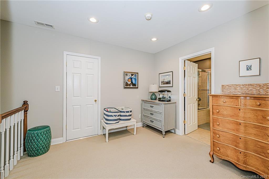 2309 Cumberland Avenue Charlotte NC 28203