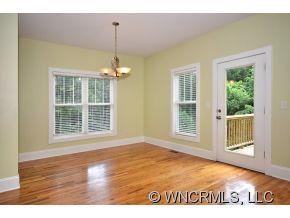 22 Cross Place Asheville NC 28801