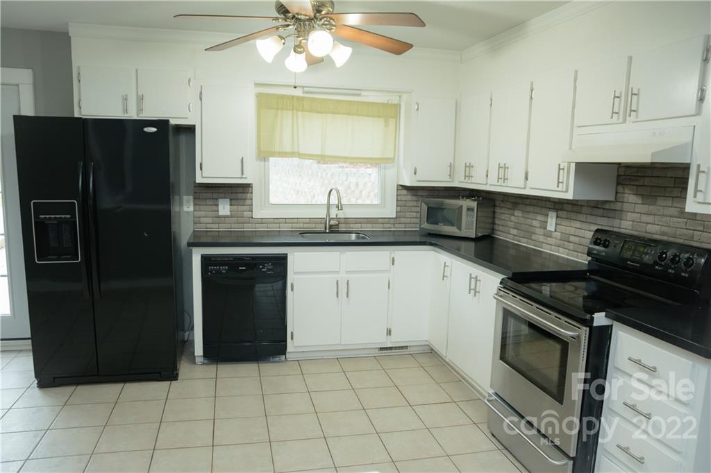 107 Sunset Drive Morganton NC 28655