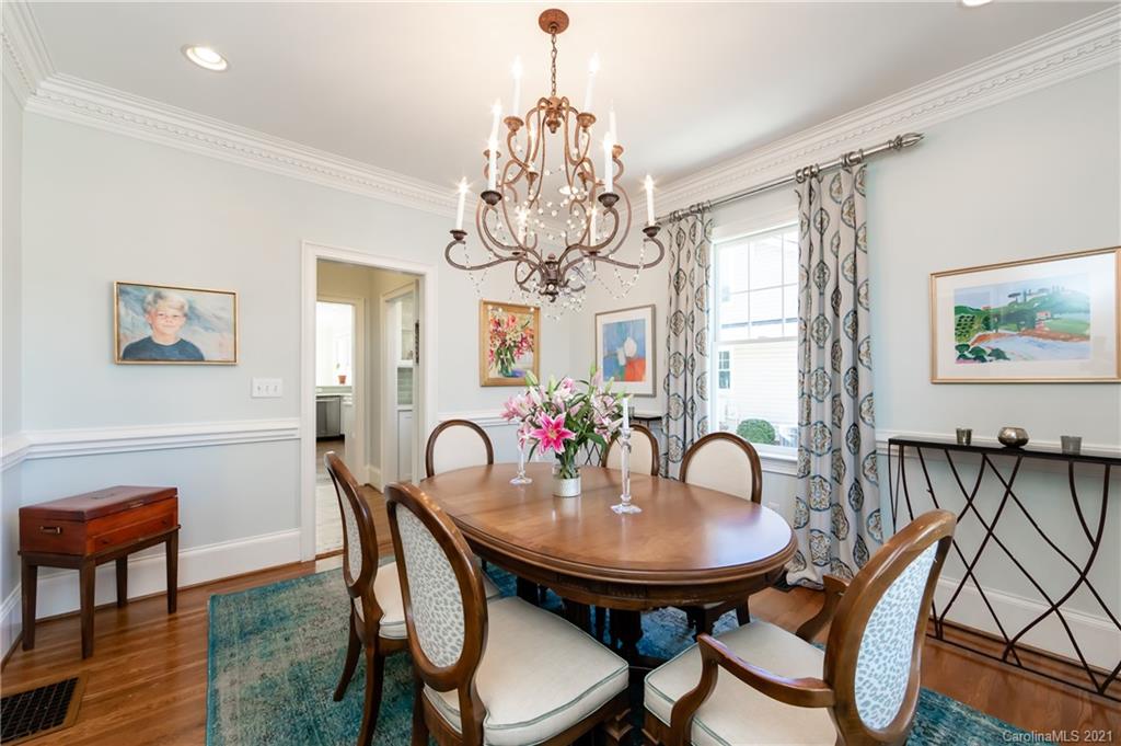2307 Crescent Avenue Charlotte NC 28207