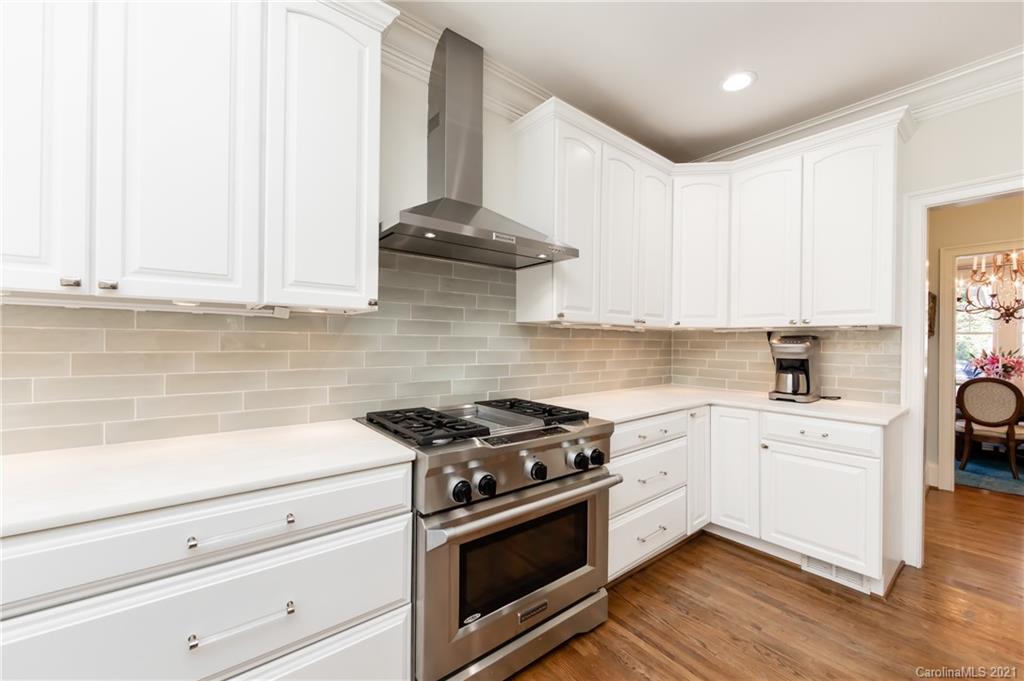 2307 Crescent Avenue Charlotte NC 28207