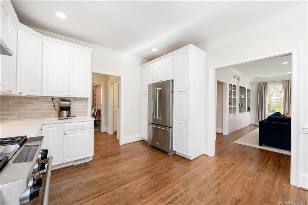 2307 Crescent Avenue Charlotte NC 28207