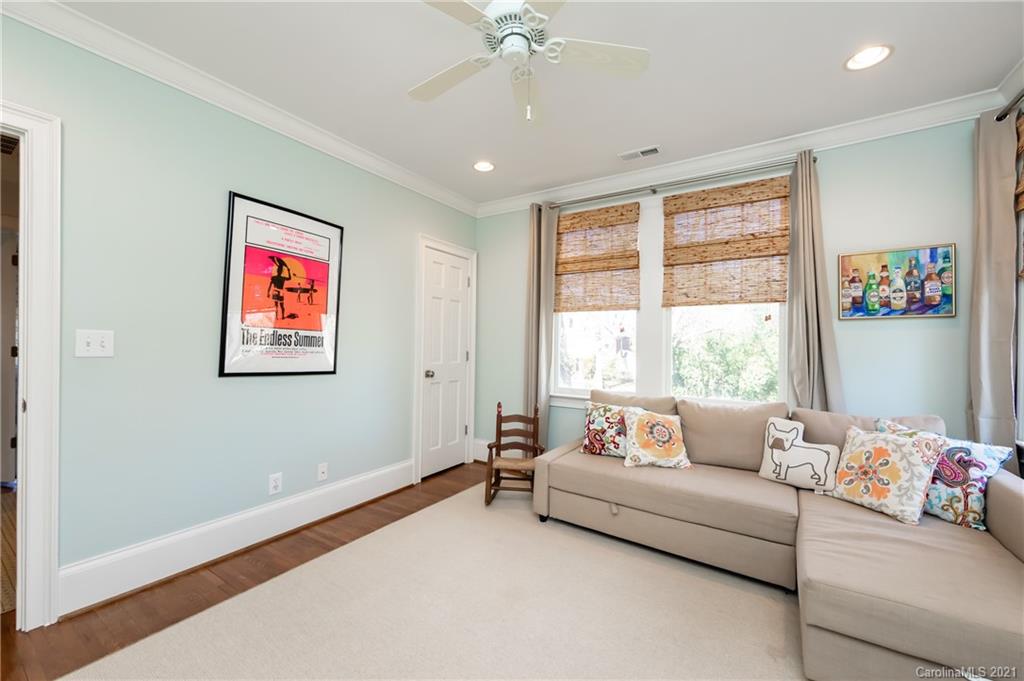 2307 Crescent Avenue Charlotte NC 28207