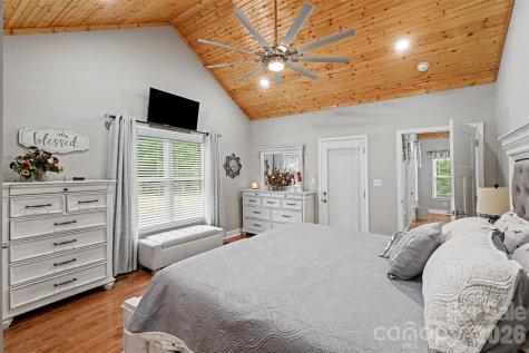 112 Solar Drive Hudson NC 28638