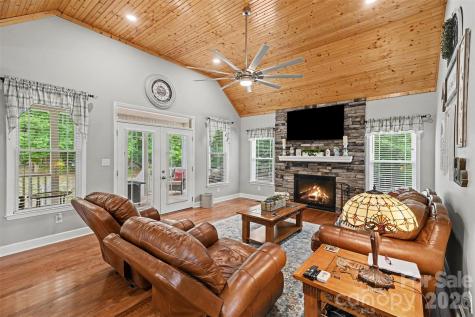 112 Solar Drive Hudson NC 28638