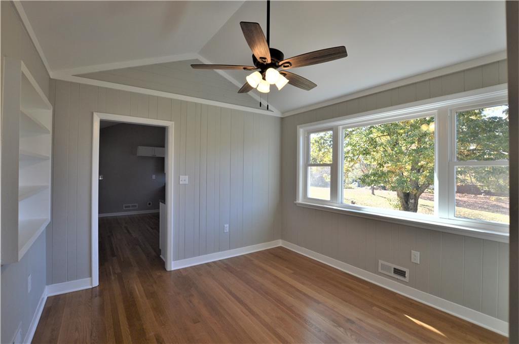 505 Pennwood Street Ne Lenoir NC 28645