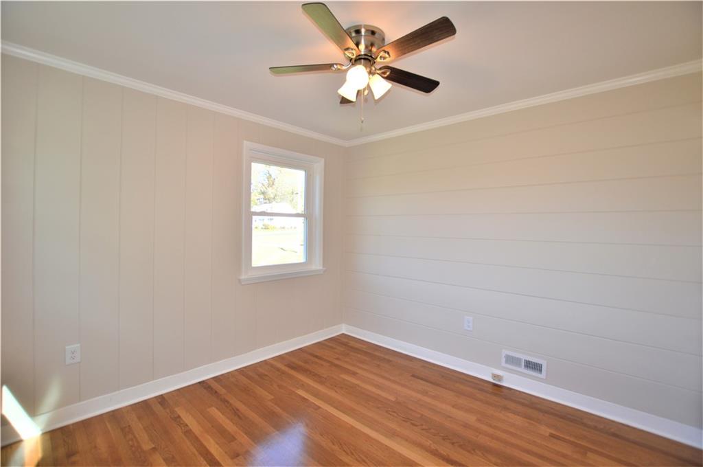 505 Pennwood Street Ne Lenoir NC 28645