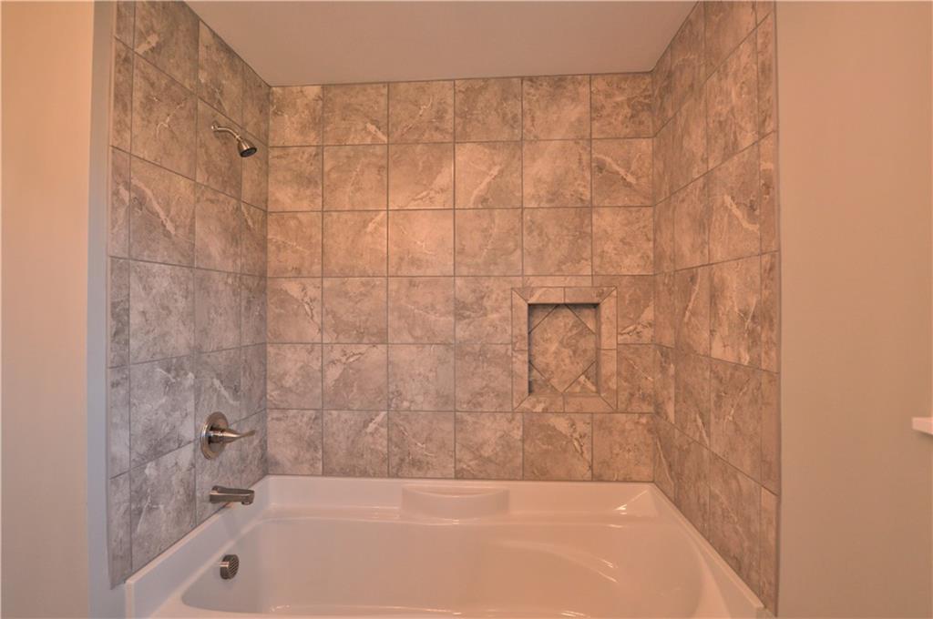 505 Pennwood Street Ne Lenoir NC 28645