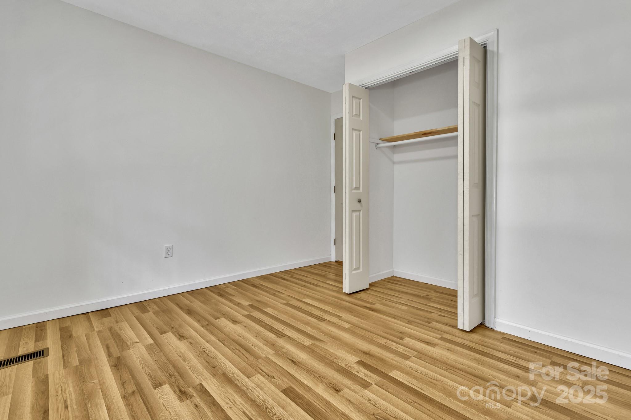 377 Old Haw Creek Road Asheville NC 28805