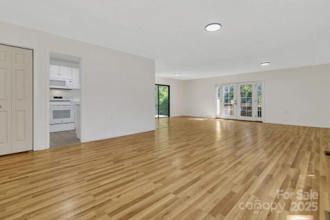 377 Old Haw Creek Road Asheville NC 28805